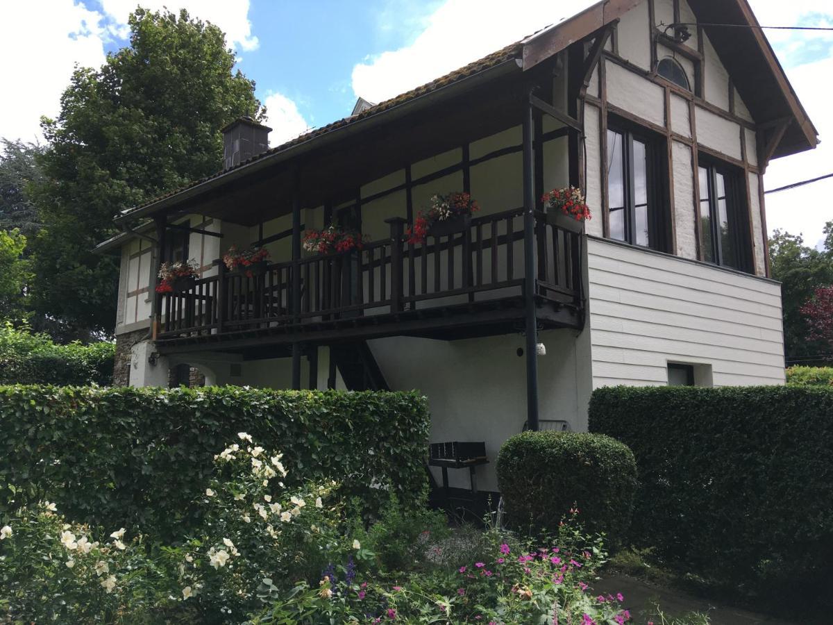 Holiday Home "Les Ancolies " Gite Citadin Spa Luaran gambar