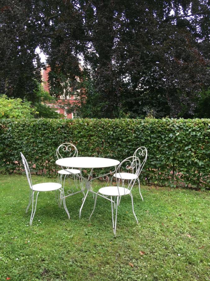 Holiday Home "Les Ancolies " Gite Citadin Spa Luaran gambar